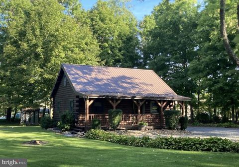 Photo of 1632 Long Run Rd, MILL HALL, PA 17751 (MLS # PACL2025520)