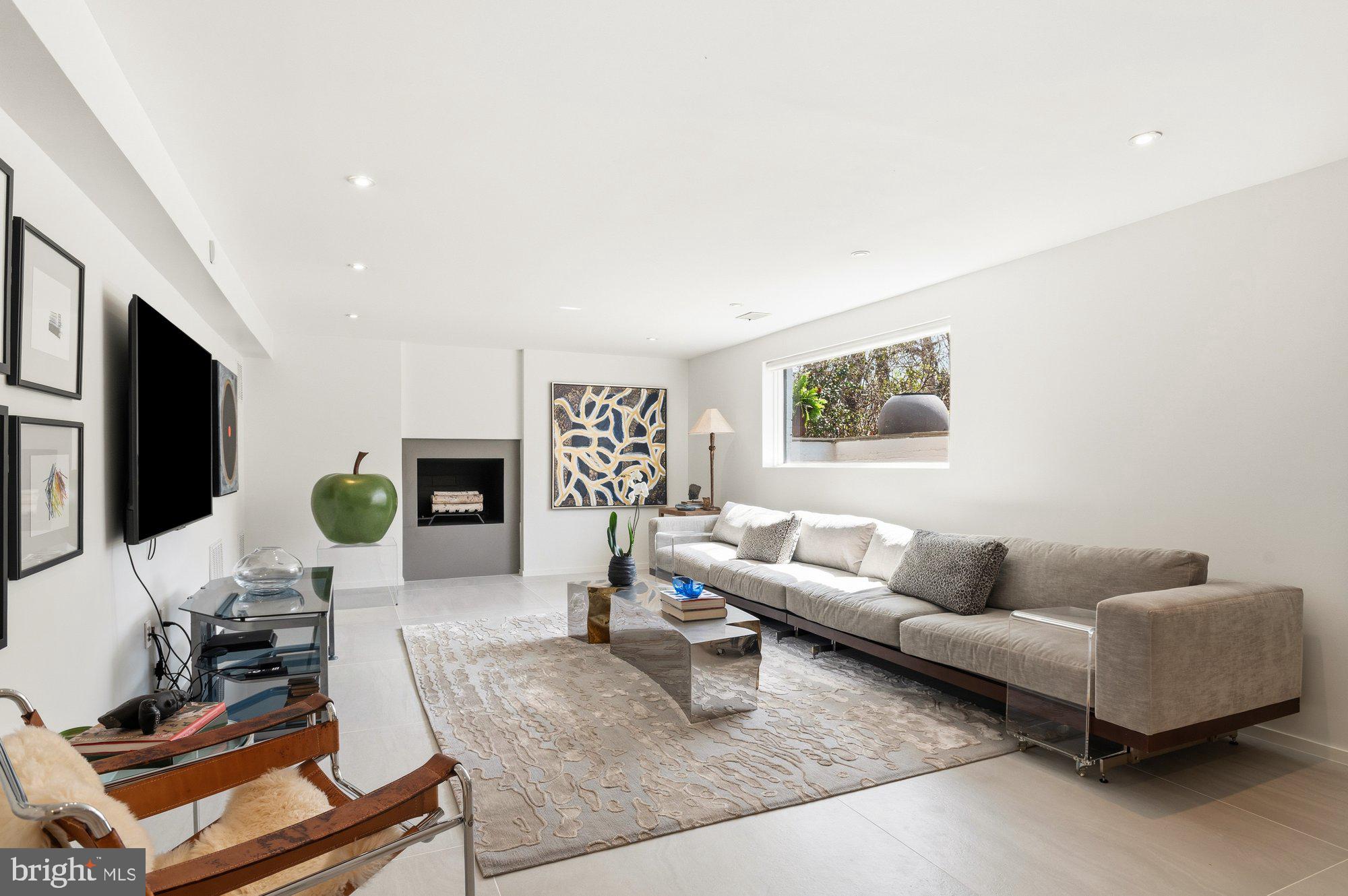 SIMPSON AND MAYS - Residential