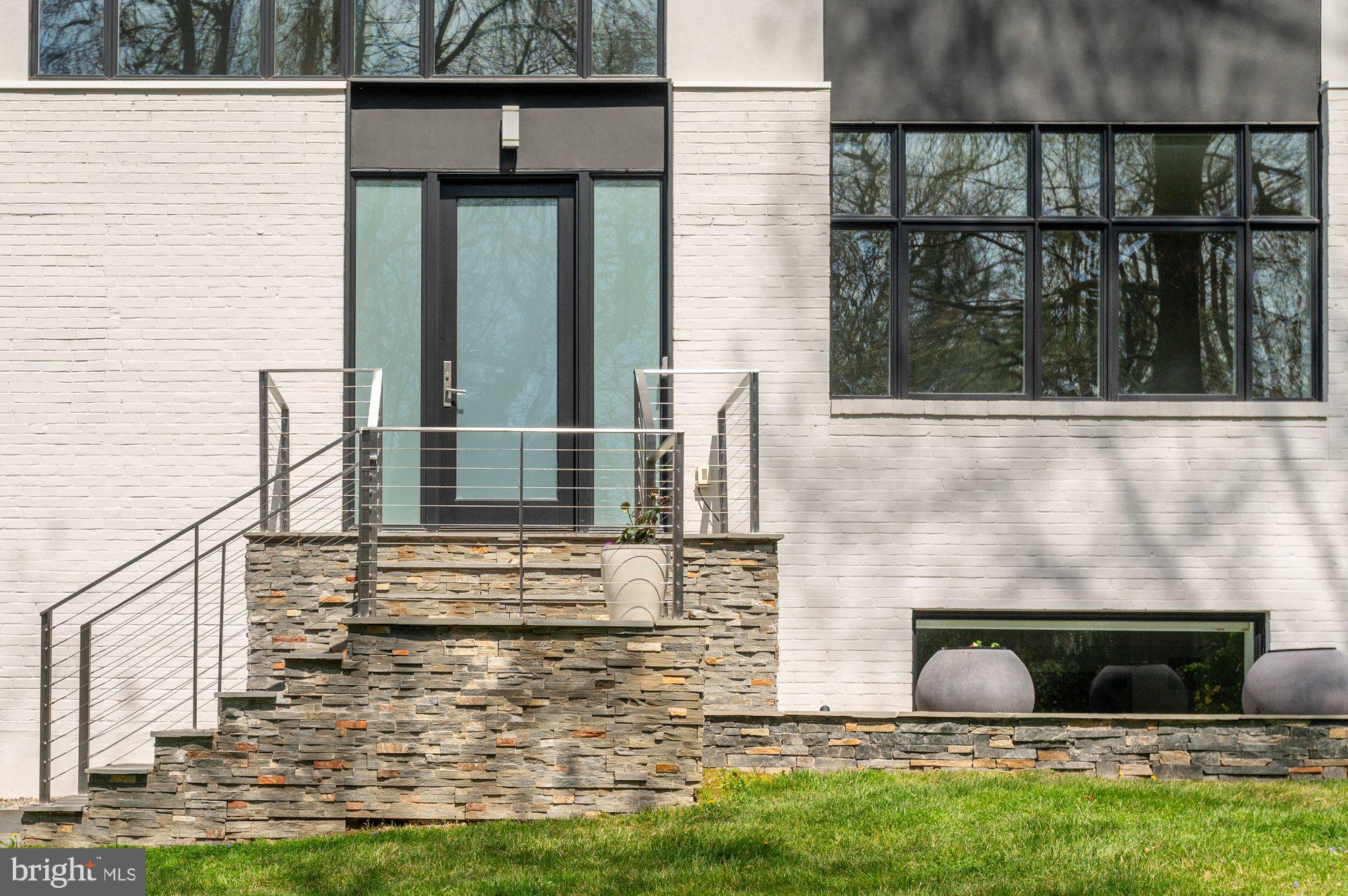 SIMPSON AND MAYS - Residential