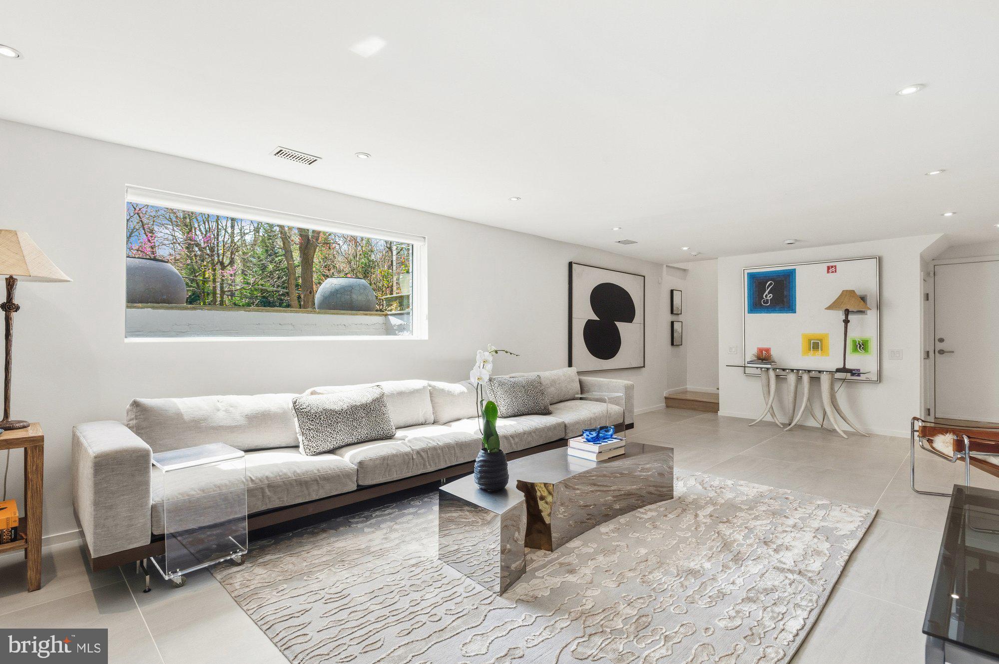 SIMPSON AND MAYS - Residential