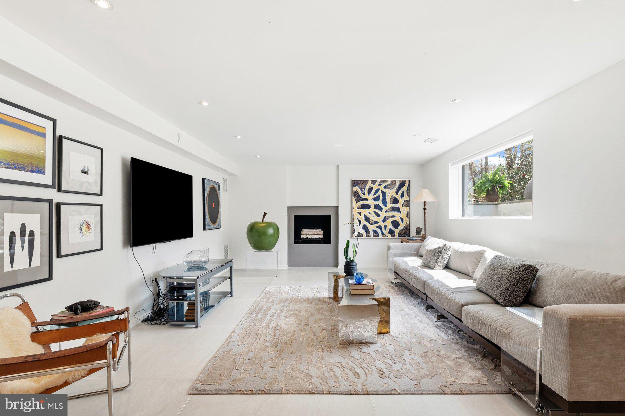 SIMPSON AND MAYS - Residential