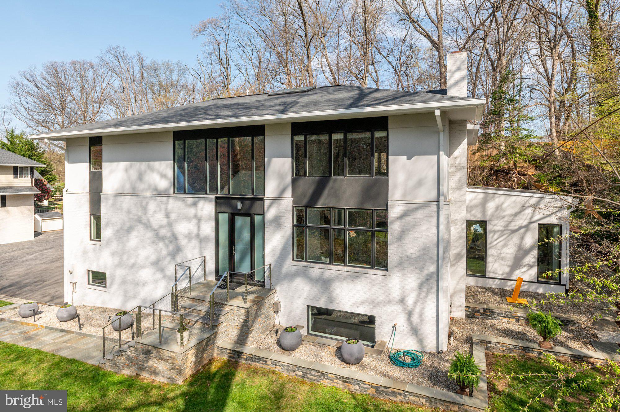 6016 CHESTERBROOK ROAD