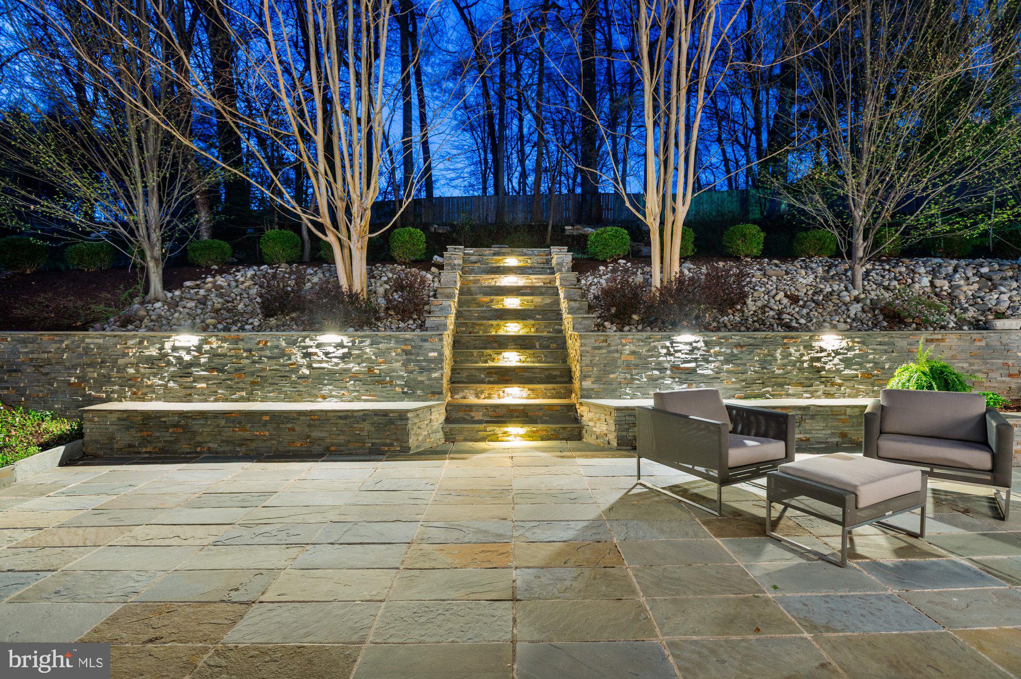 SIMPSON AND MAYS - Residential