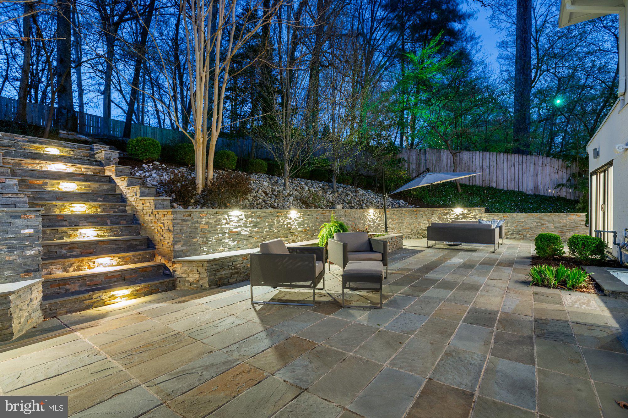 SIMPSON AND MAYS - Residential