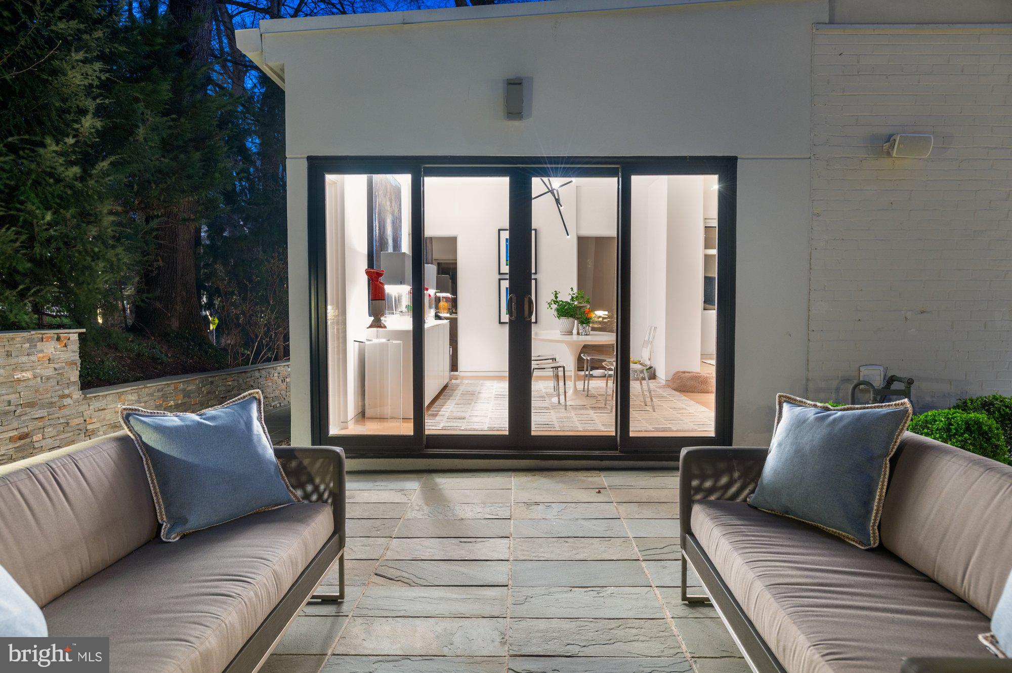 SIMPSON AND MAYS - Residential