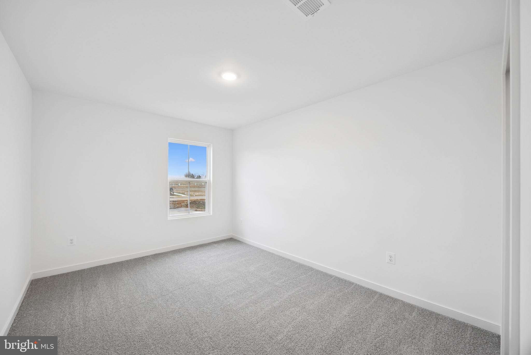 HUNTWELL WEST - Residential