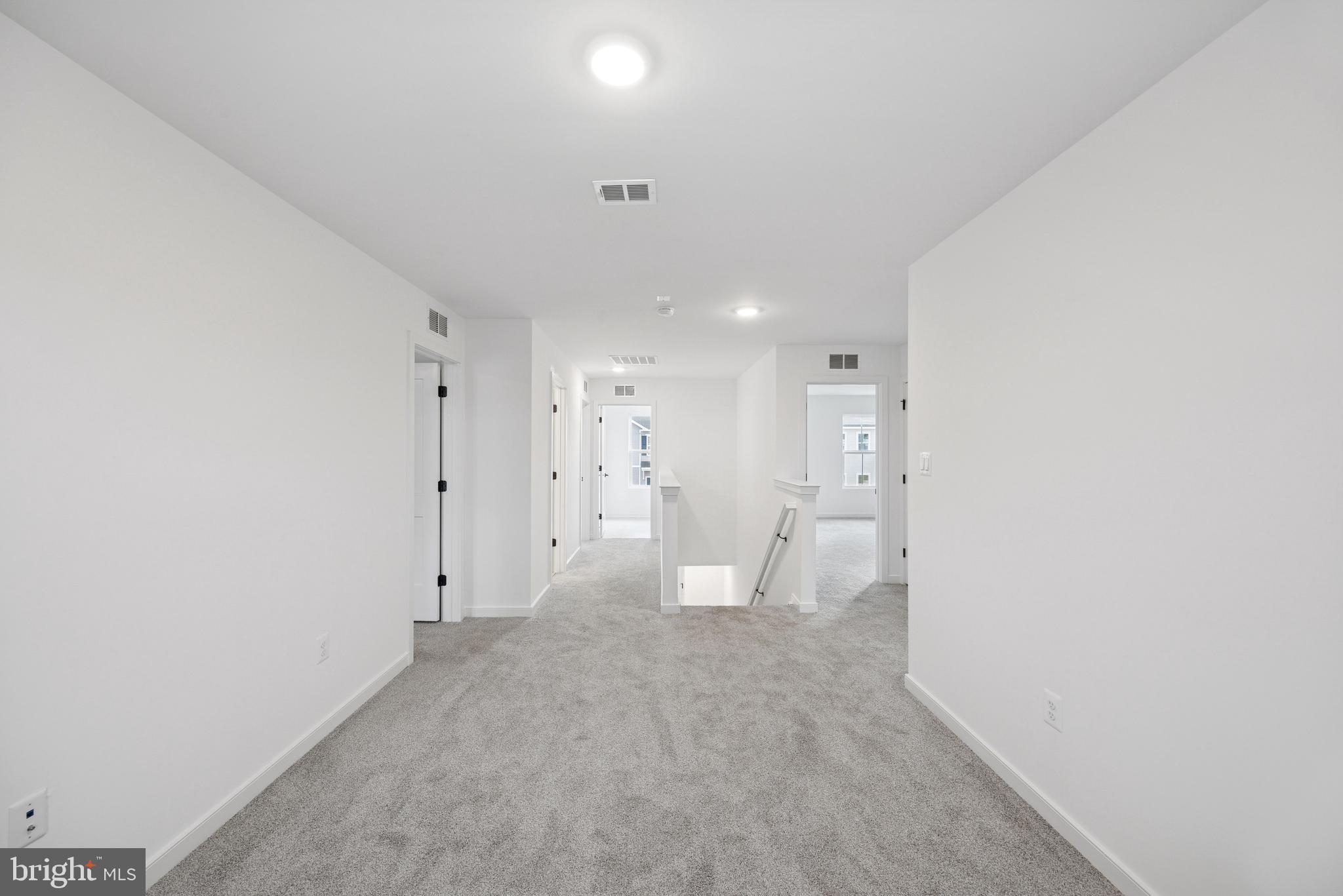 HUNTWELL WEST - Residential