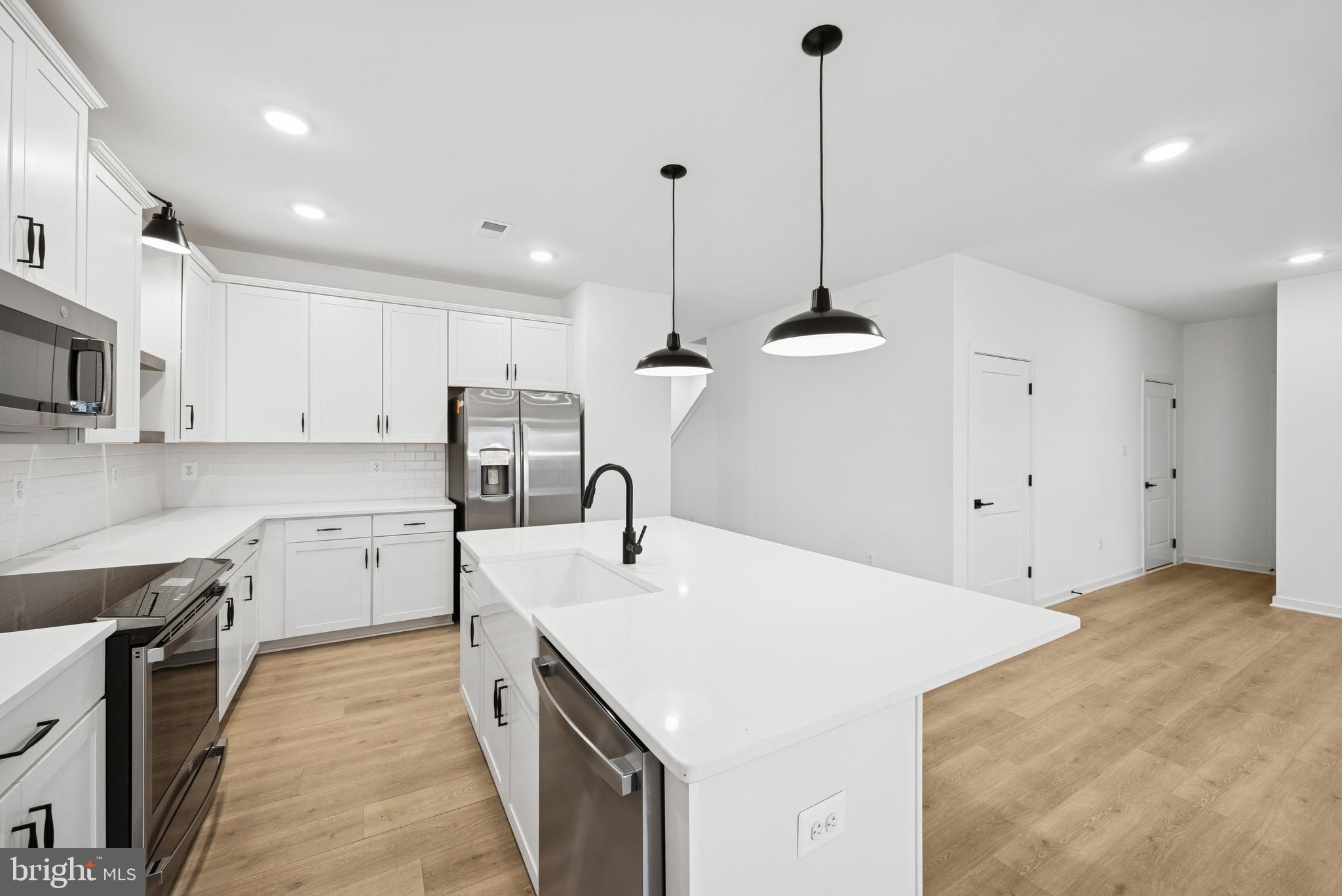 HUNTWELL WEST - Residential