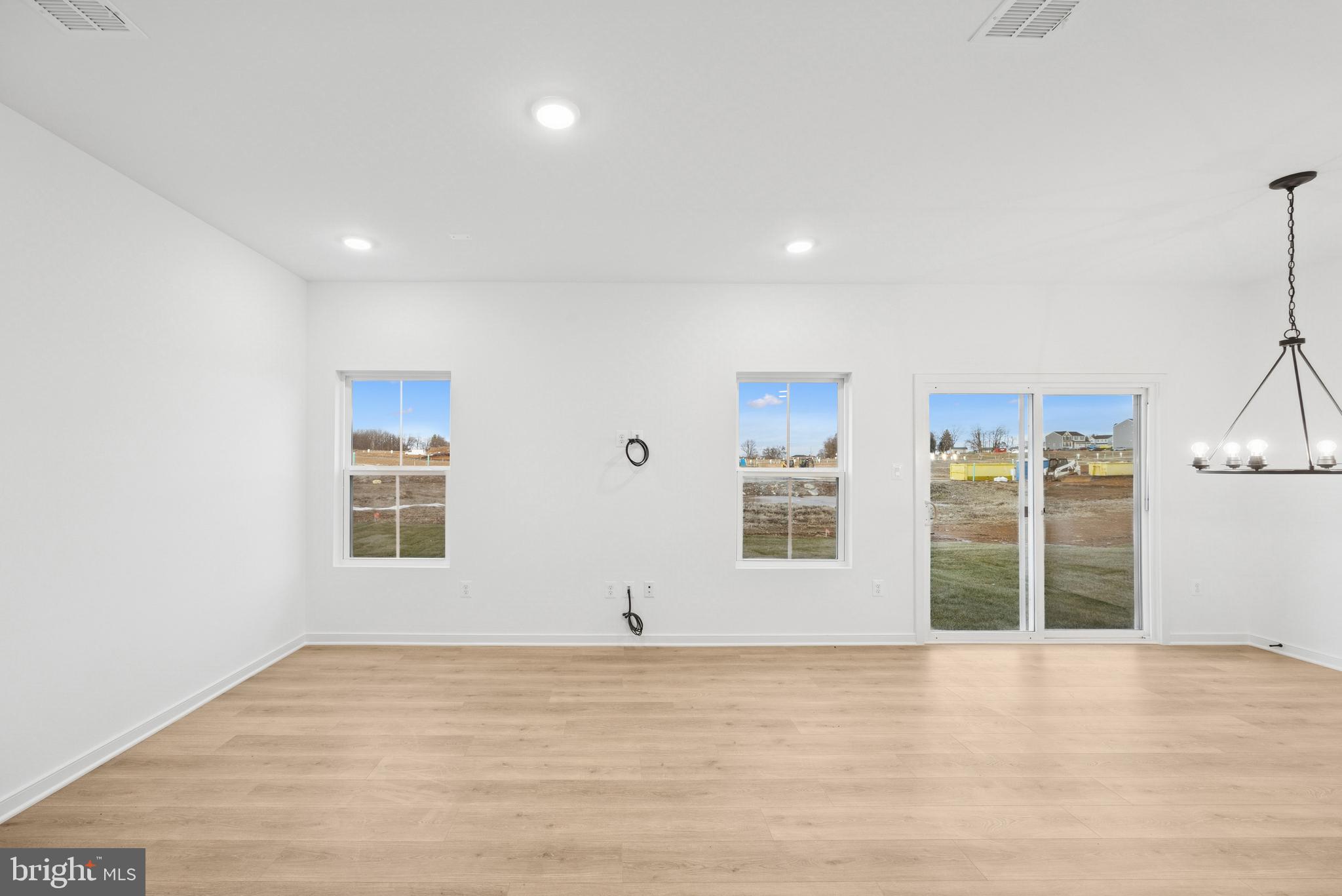 HUNTWELL WEST - Residential