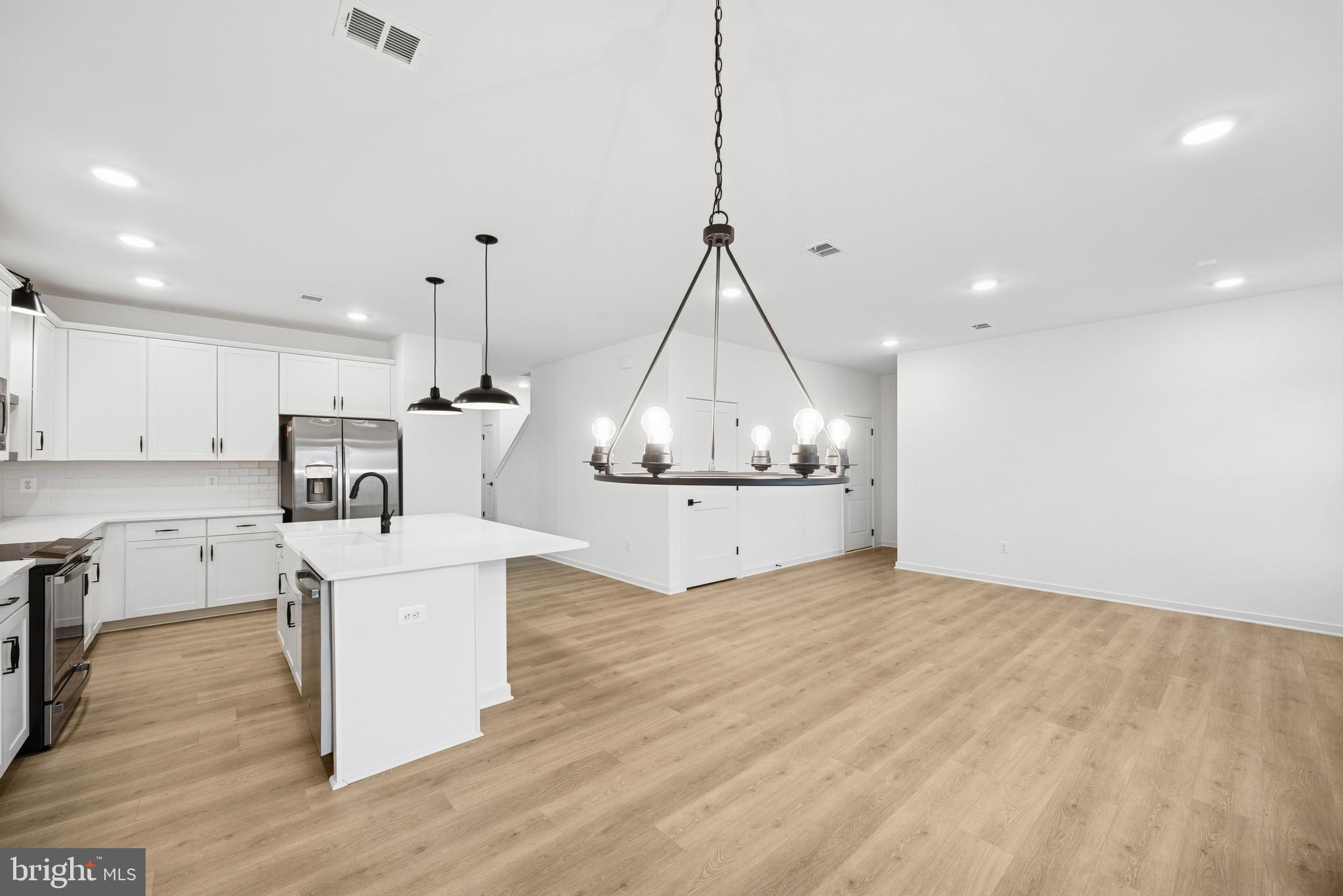 HUNTWELL WEST - Residential