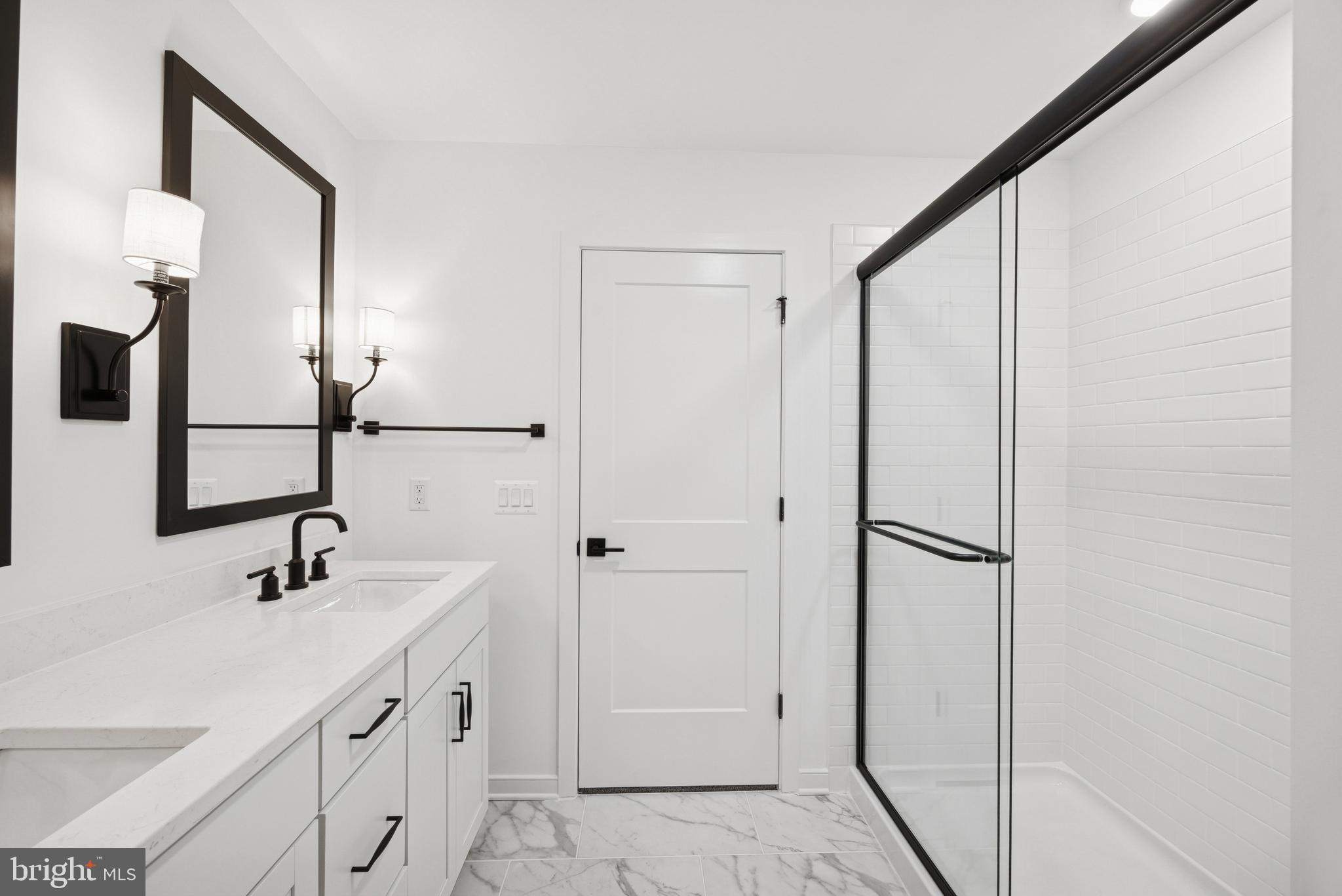 HUNTWELL WEST - Residential