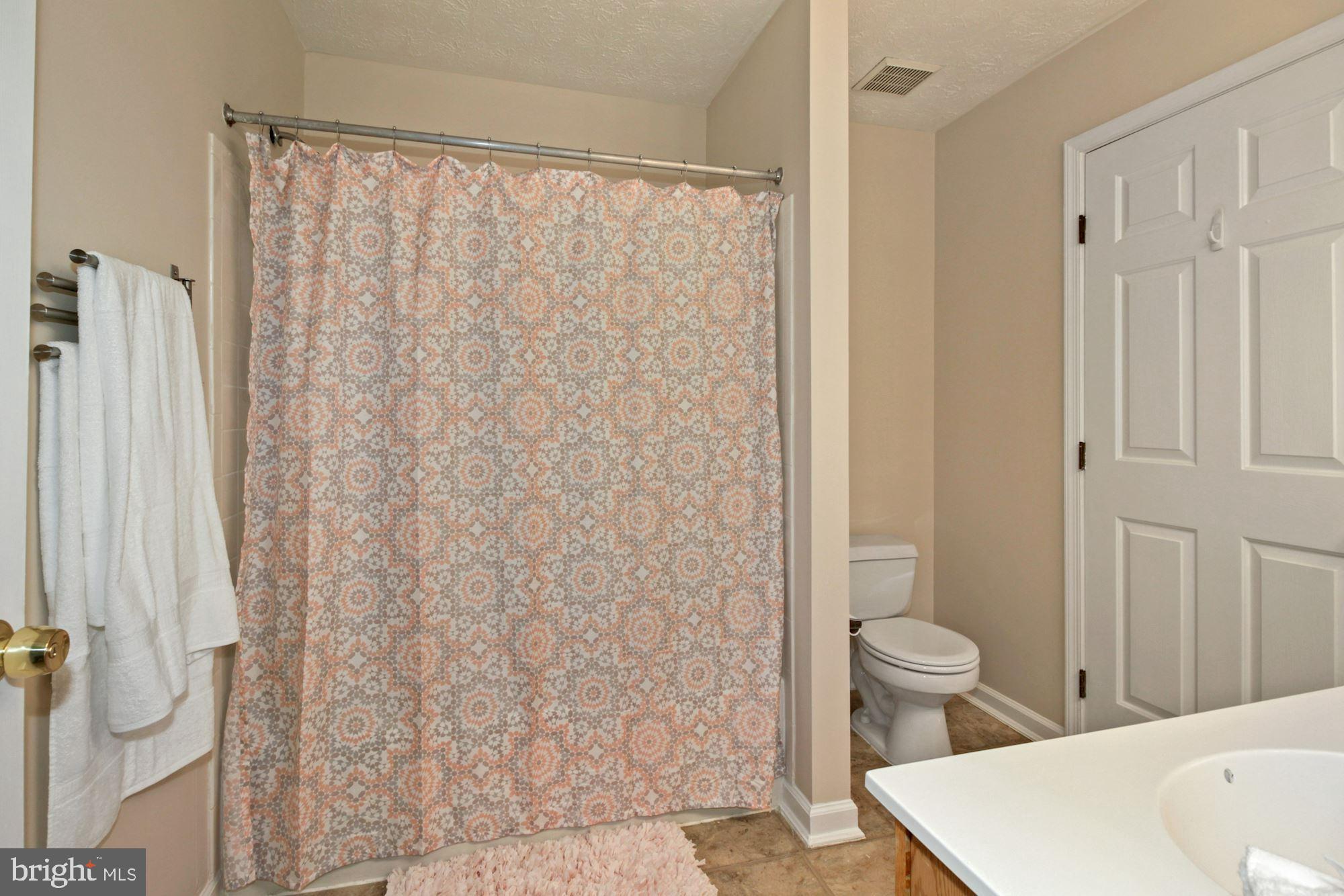 RUSSETT - Residential