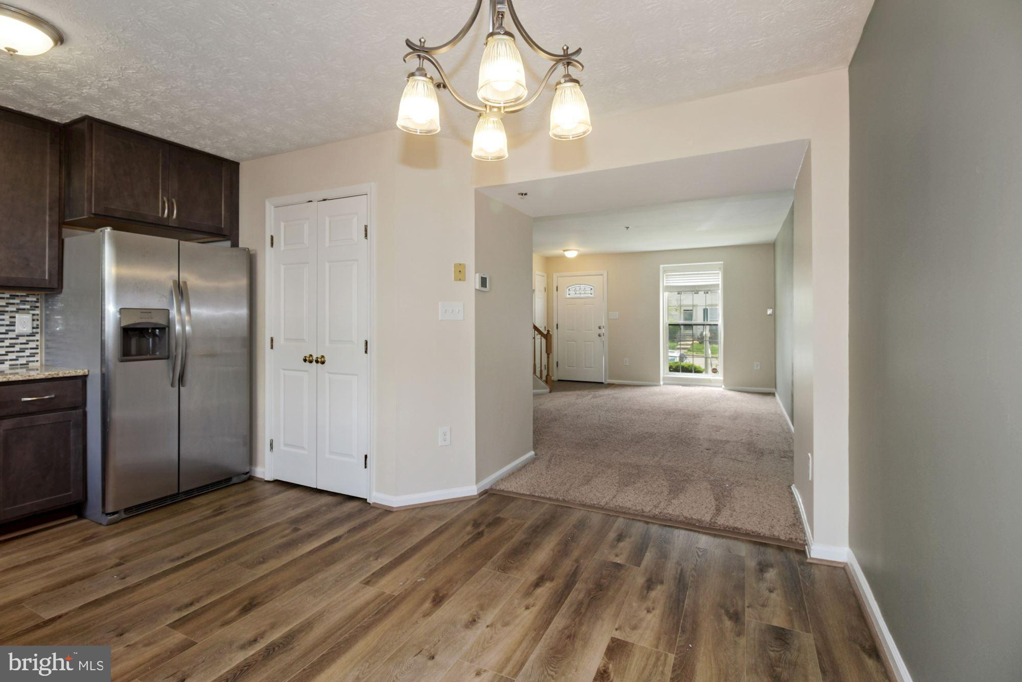 RUSSETT - Residential