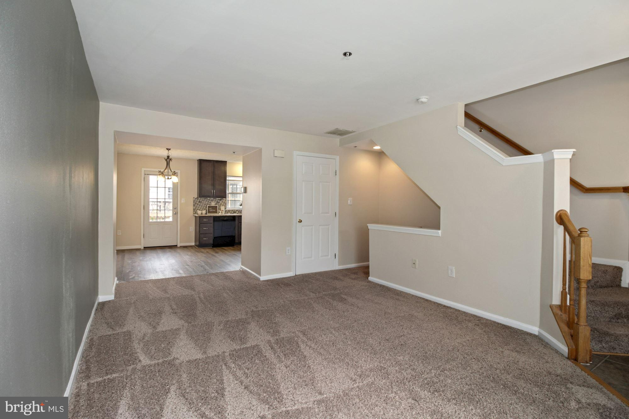 RUSSETT - Residential