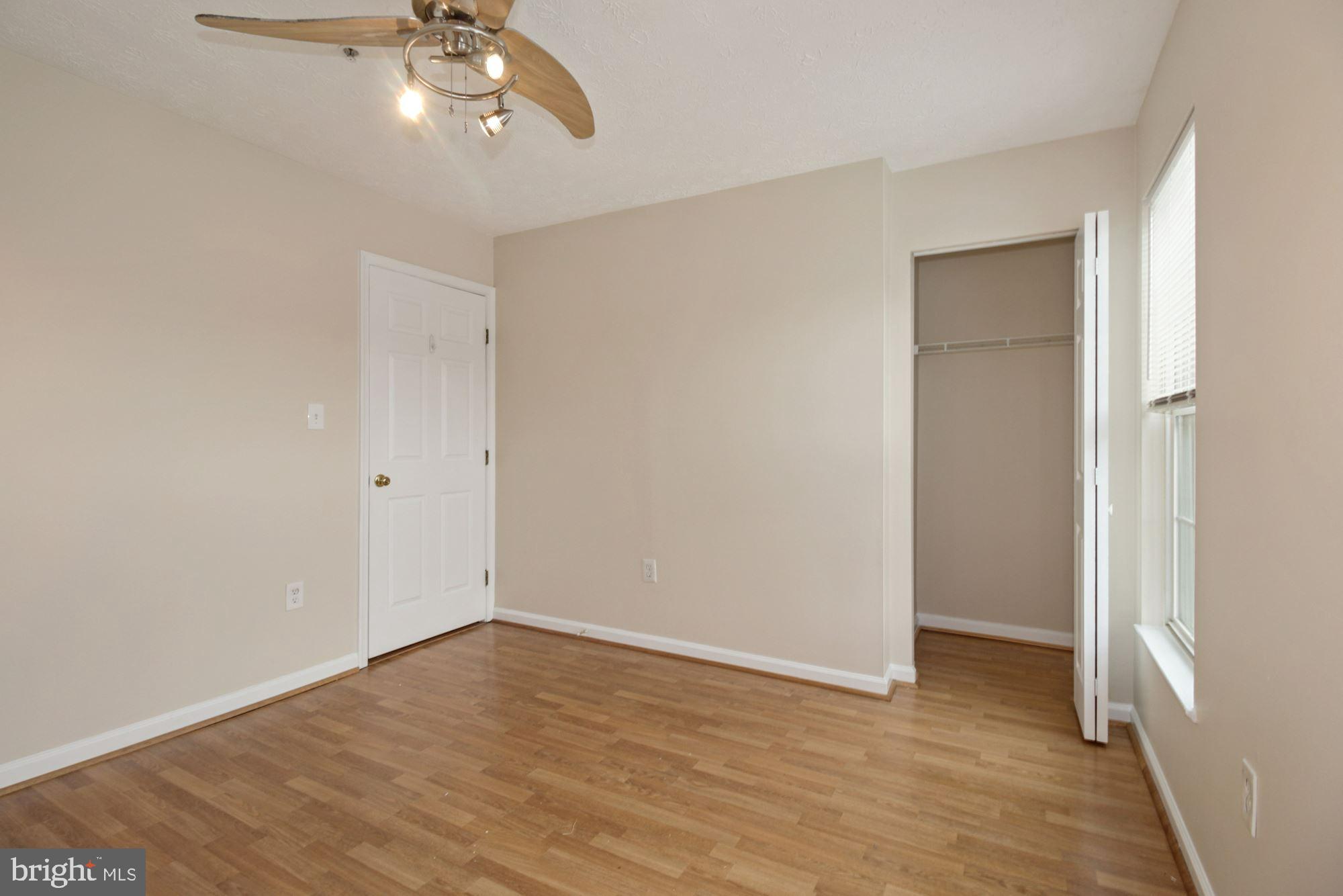 RUSSETT - Residential