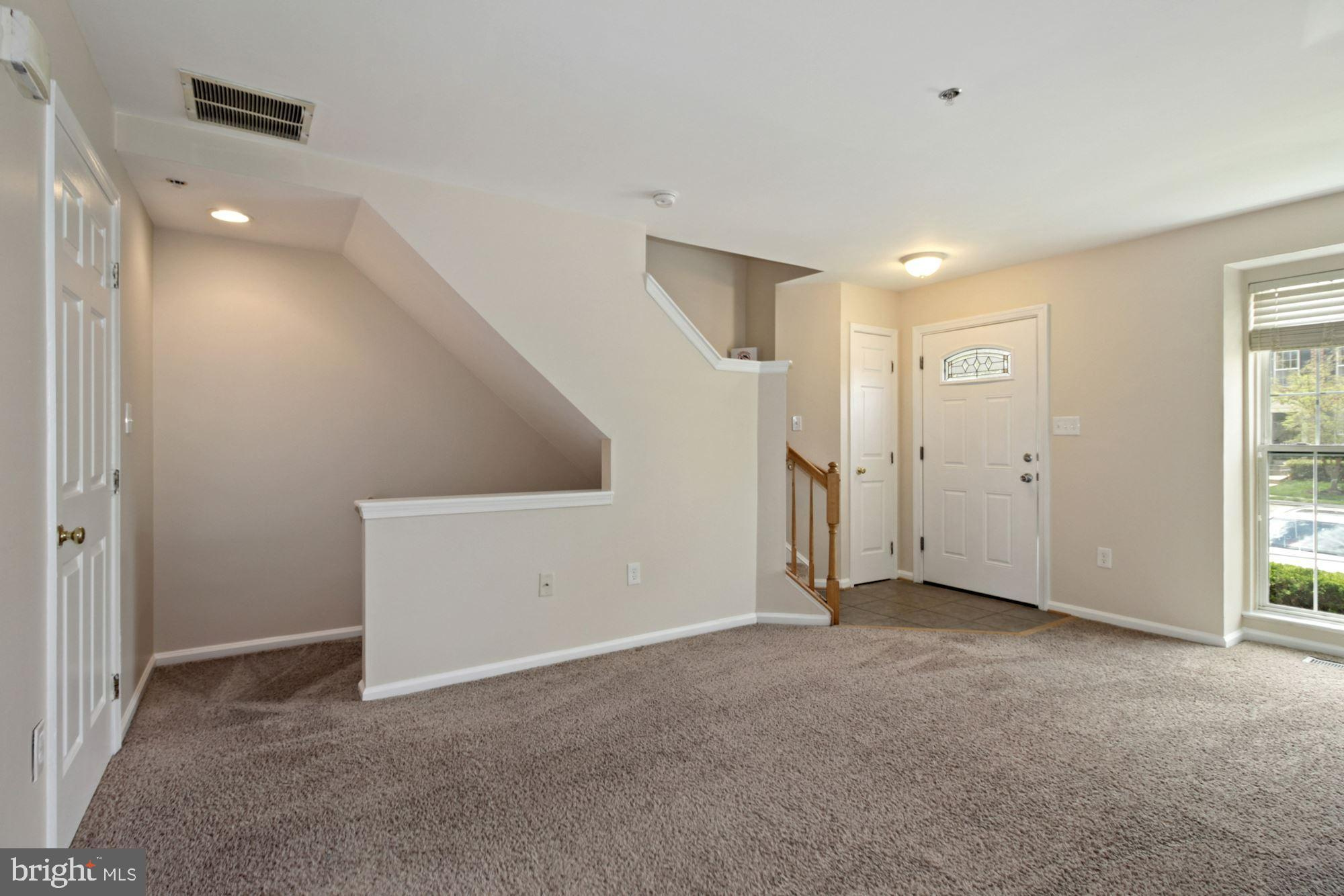 RUSSETT - Residential