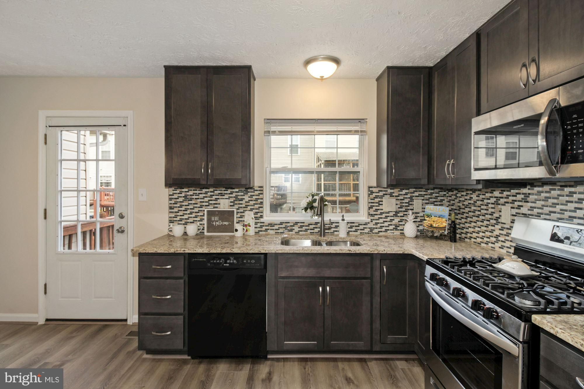 RUSSETT - Residential