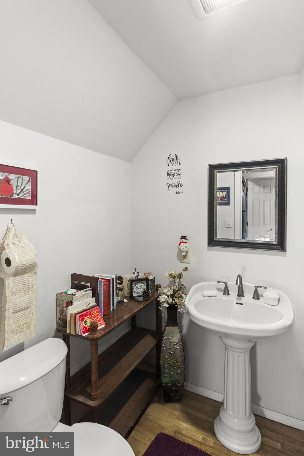 VALLEY VIEW ESTATES - CARBON - Residential