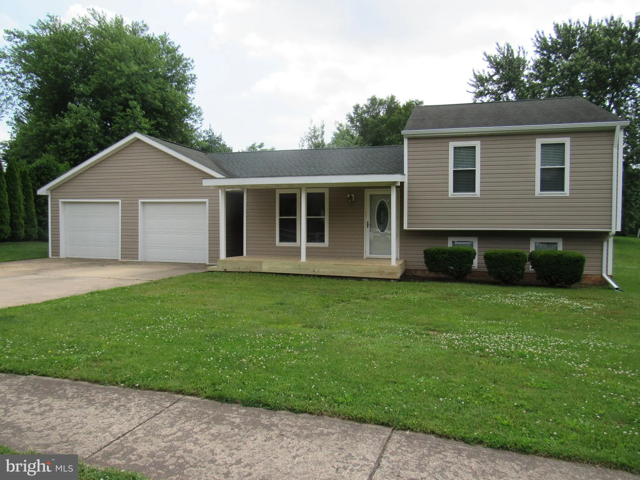 2536 Manor Road, York, PA 17408