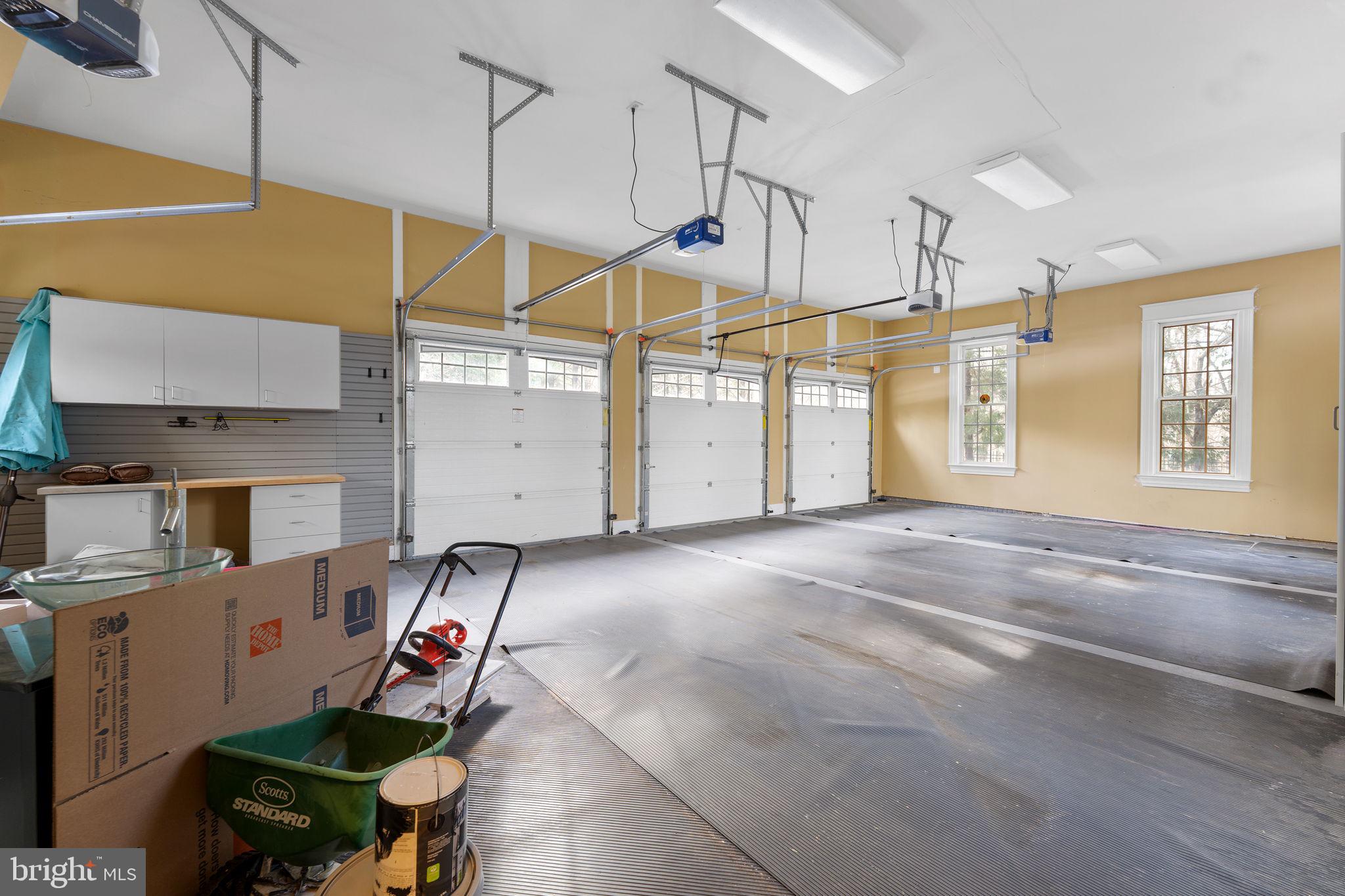 SPRINGVALE - Residential Lease