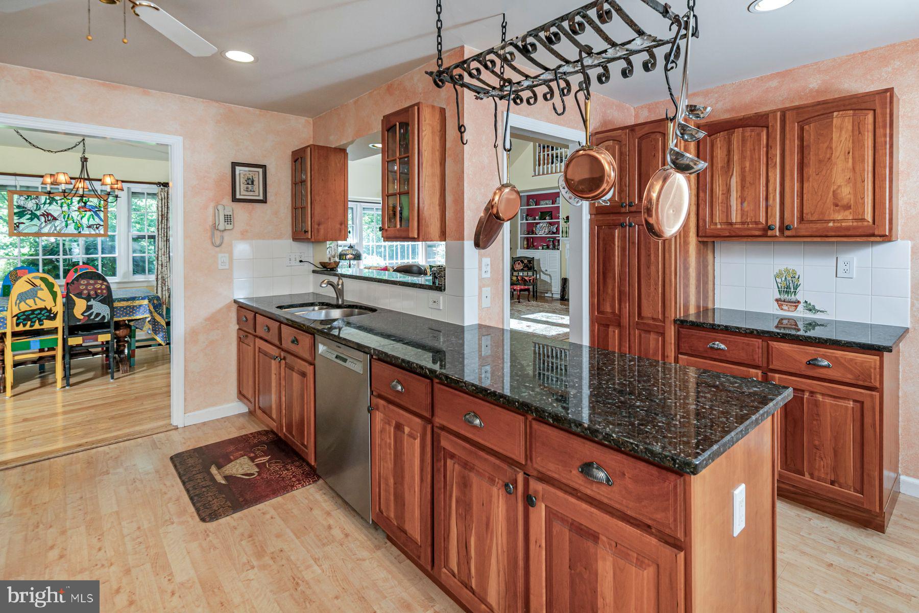 279 RIVER ROAD