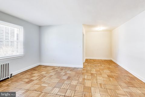 1722 N QUINN STREET 303 ARLINGTON VA 22209