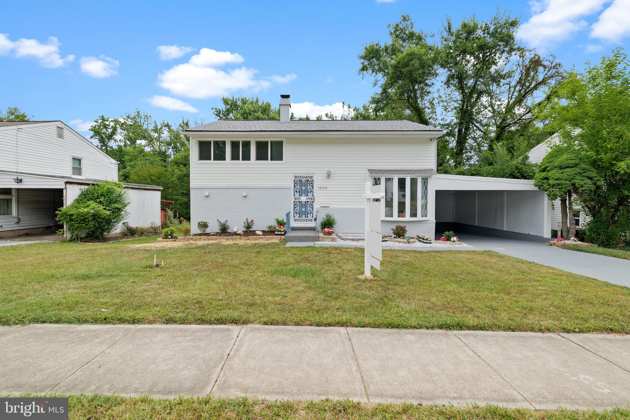 ORCHARD HILLS - Residential