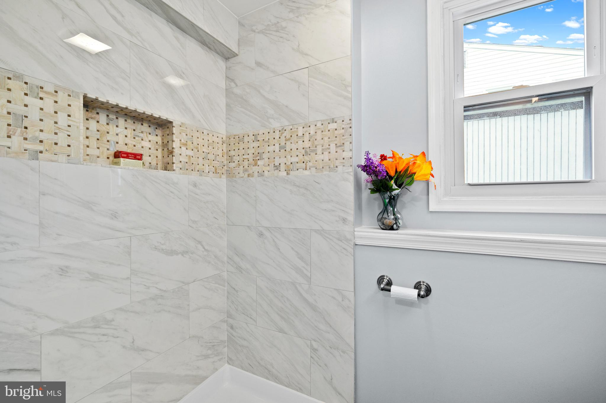 ORCHARD HILLS - Residential