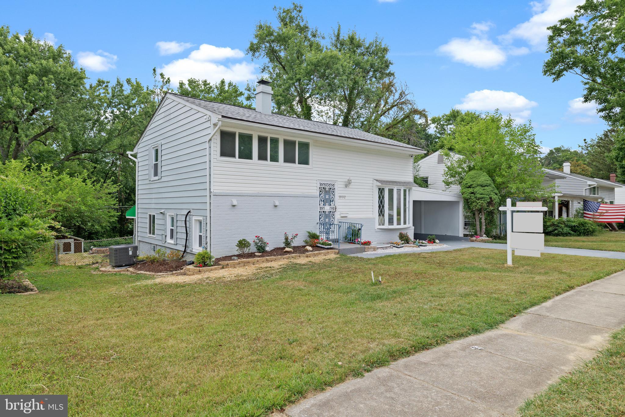 ORCHARD HILLS - Residential