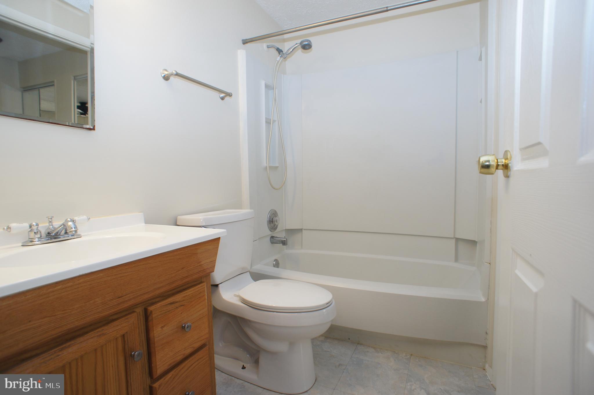 QUAIL RIDGE - Residential Lease