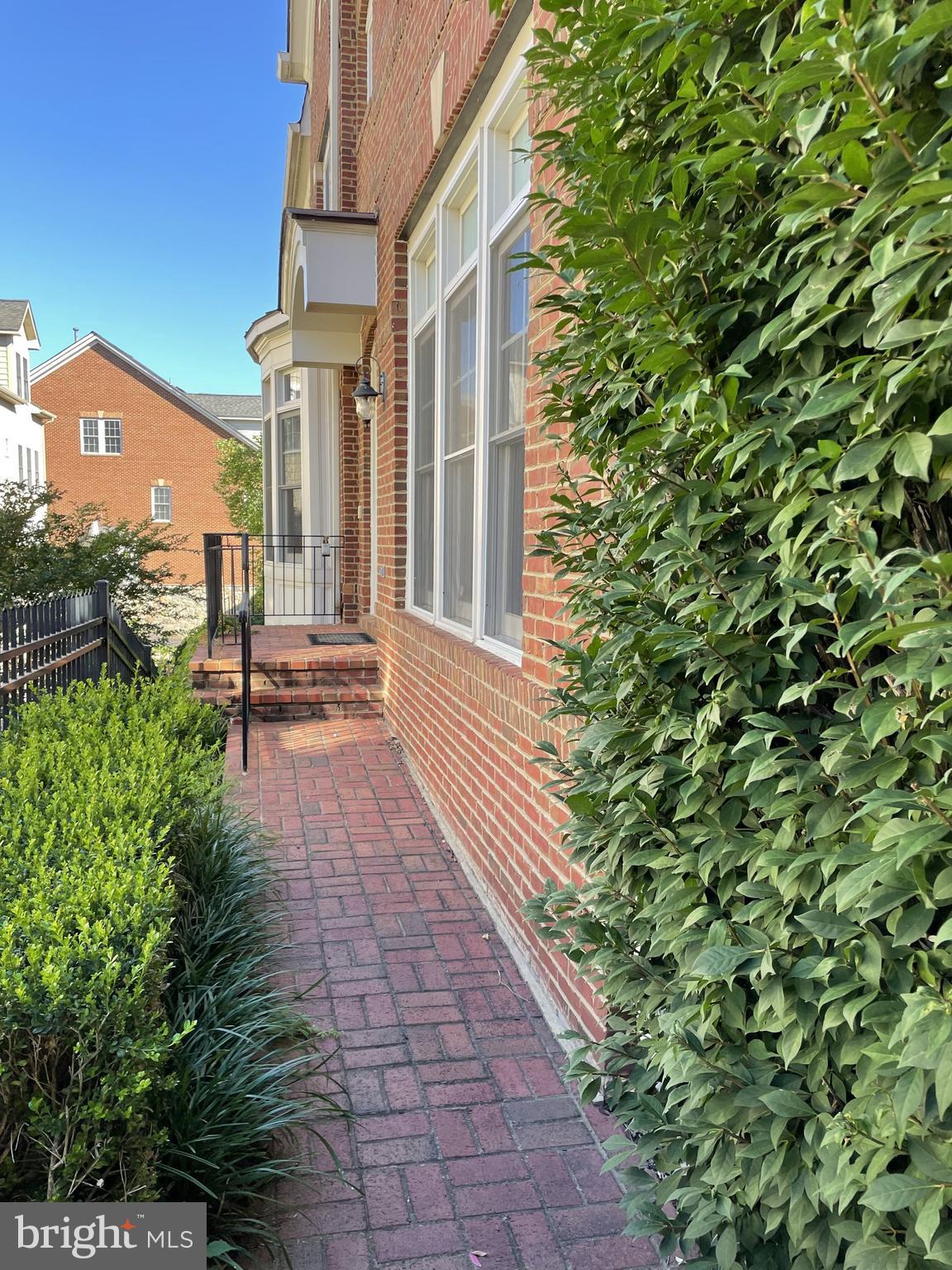 RIVER CREEK - Residential Lease