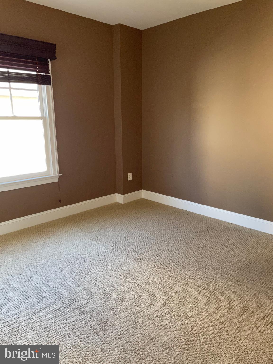 RIVER CREEK - Residential Lease