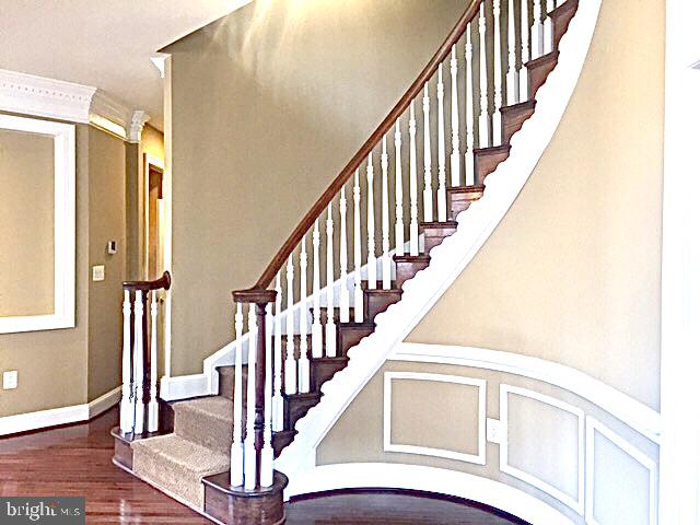 RIVER CREEK - Residential Lease