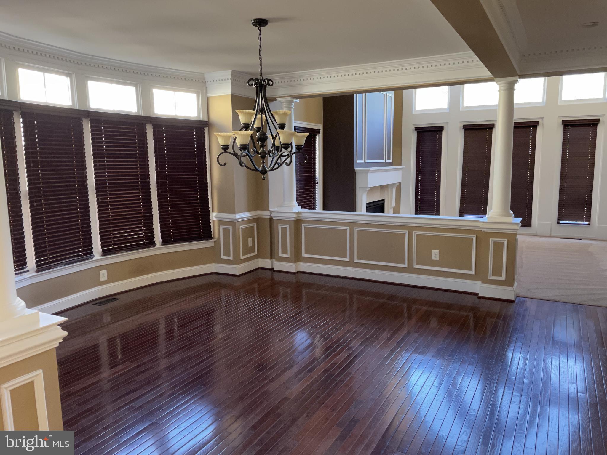 RIVER CREEK - Residential Lease