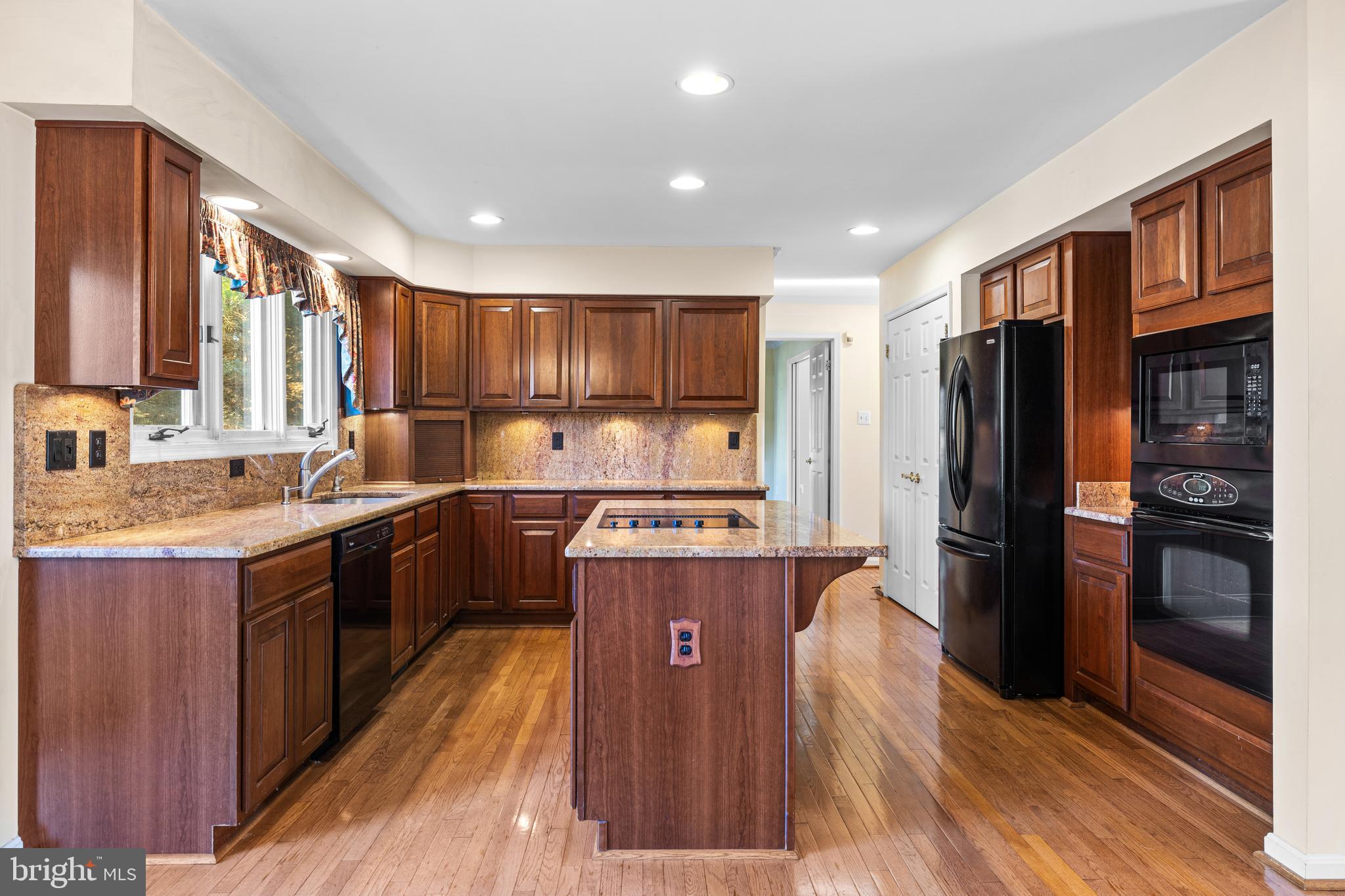 CAMERON MILL - Residential