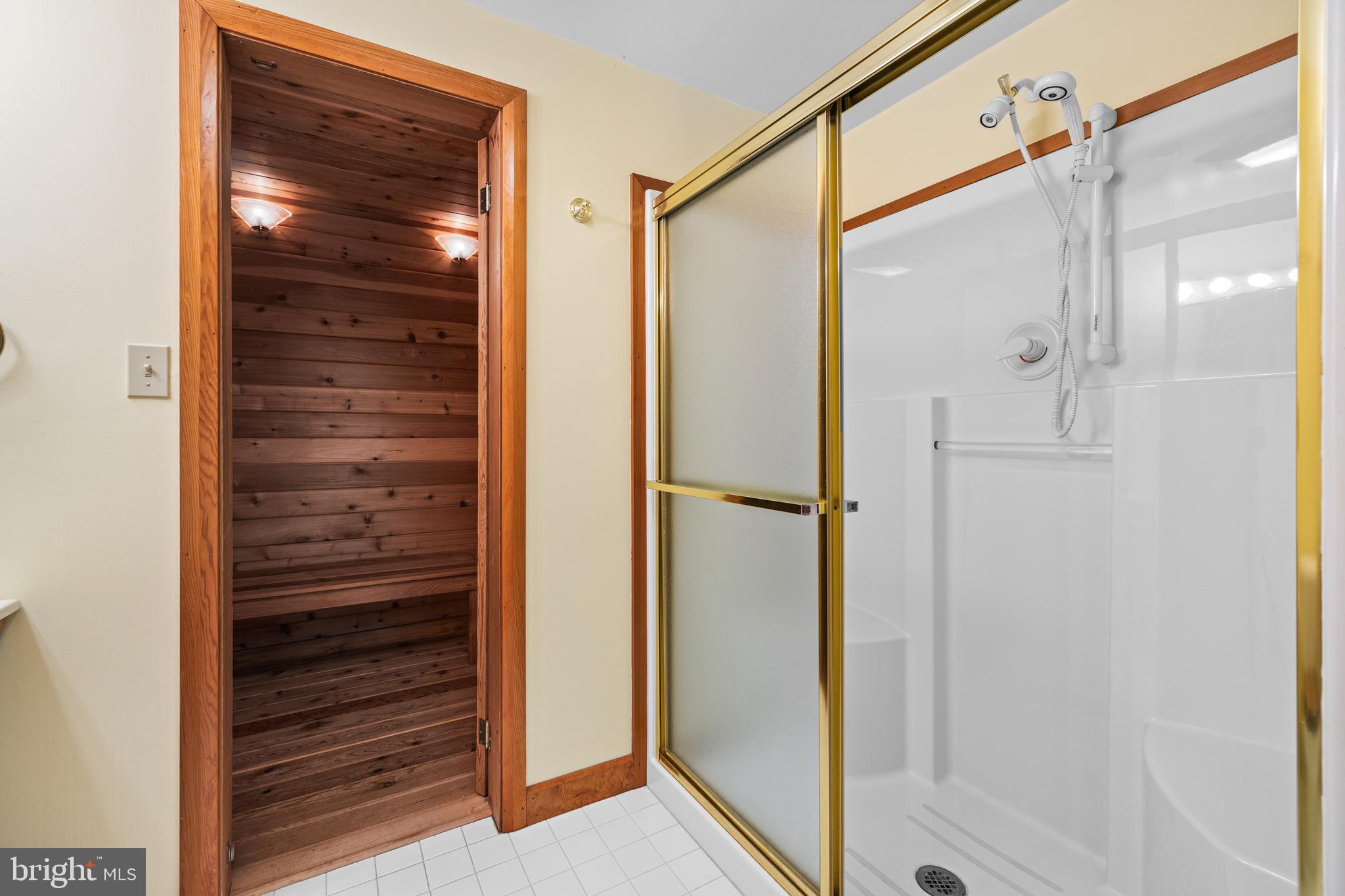 CAMERON MILL - Residential