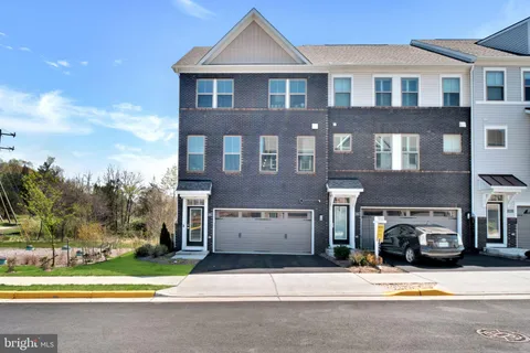 MLS: VAFX2235572