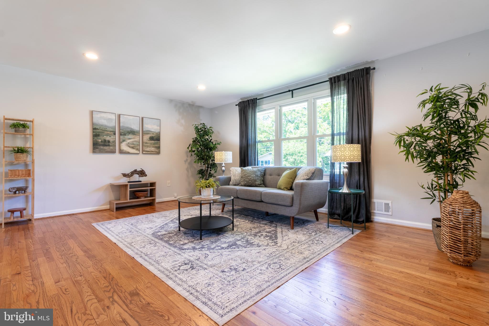 BOXWOOD VILLAGE - Residential