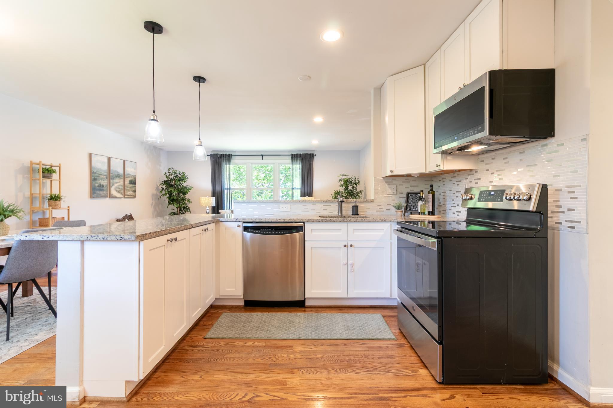 BOXWOOD VILLAGE - Residential