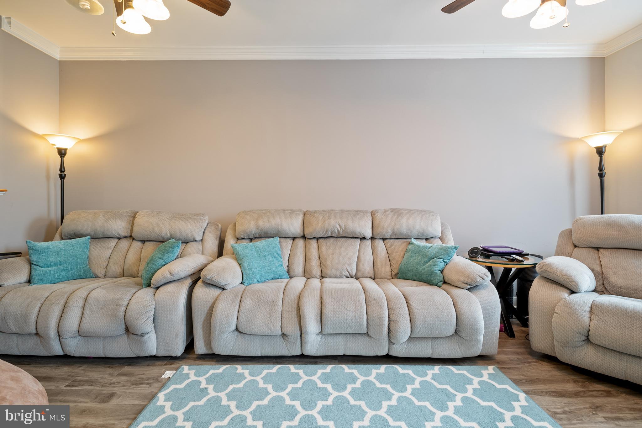 DALE CITY - Residential