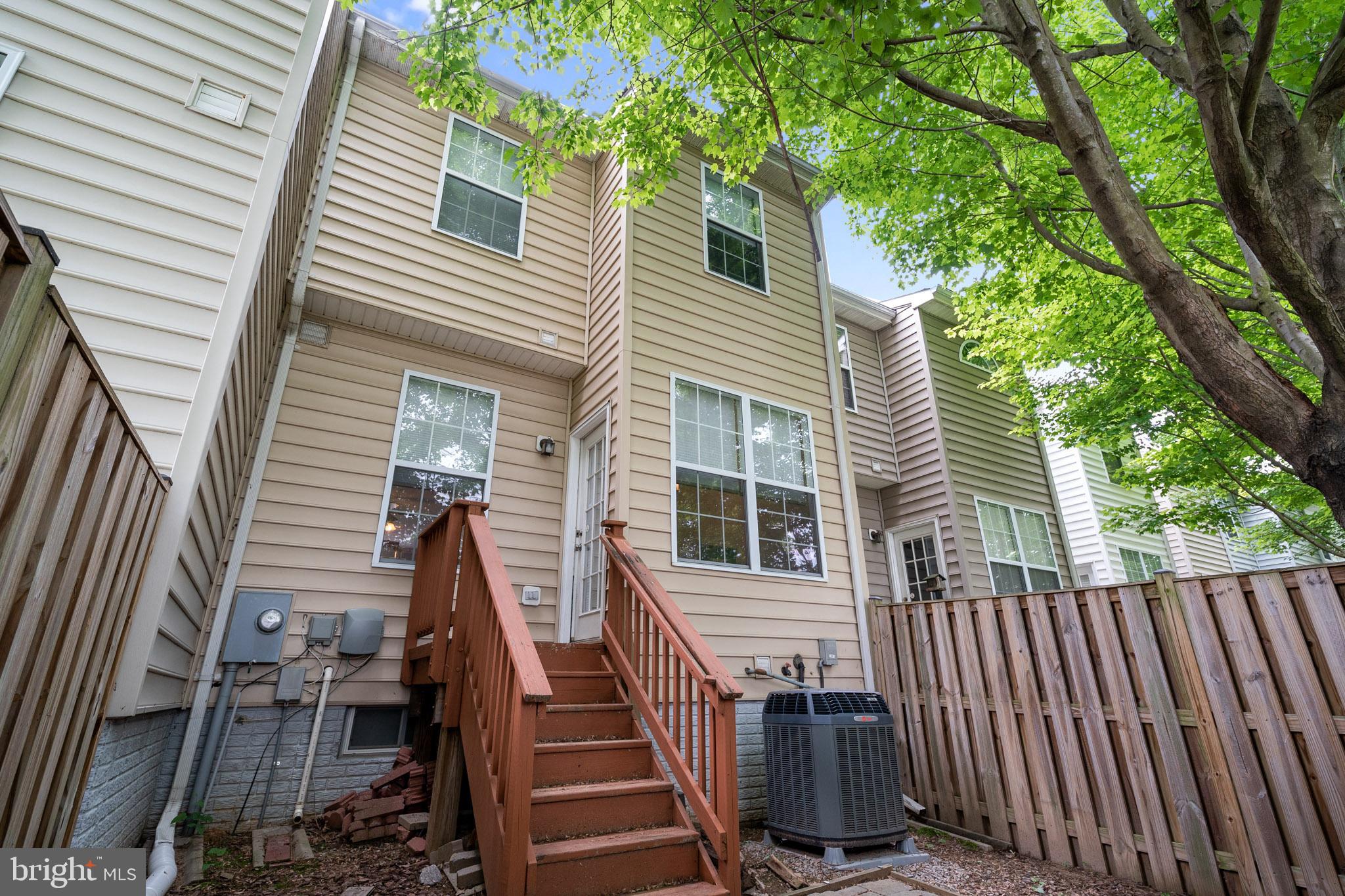 DALE CITY - Residential