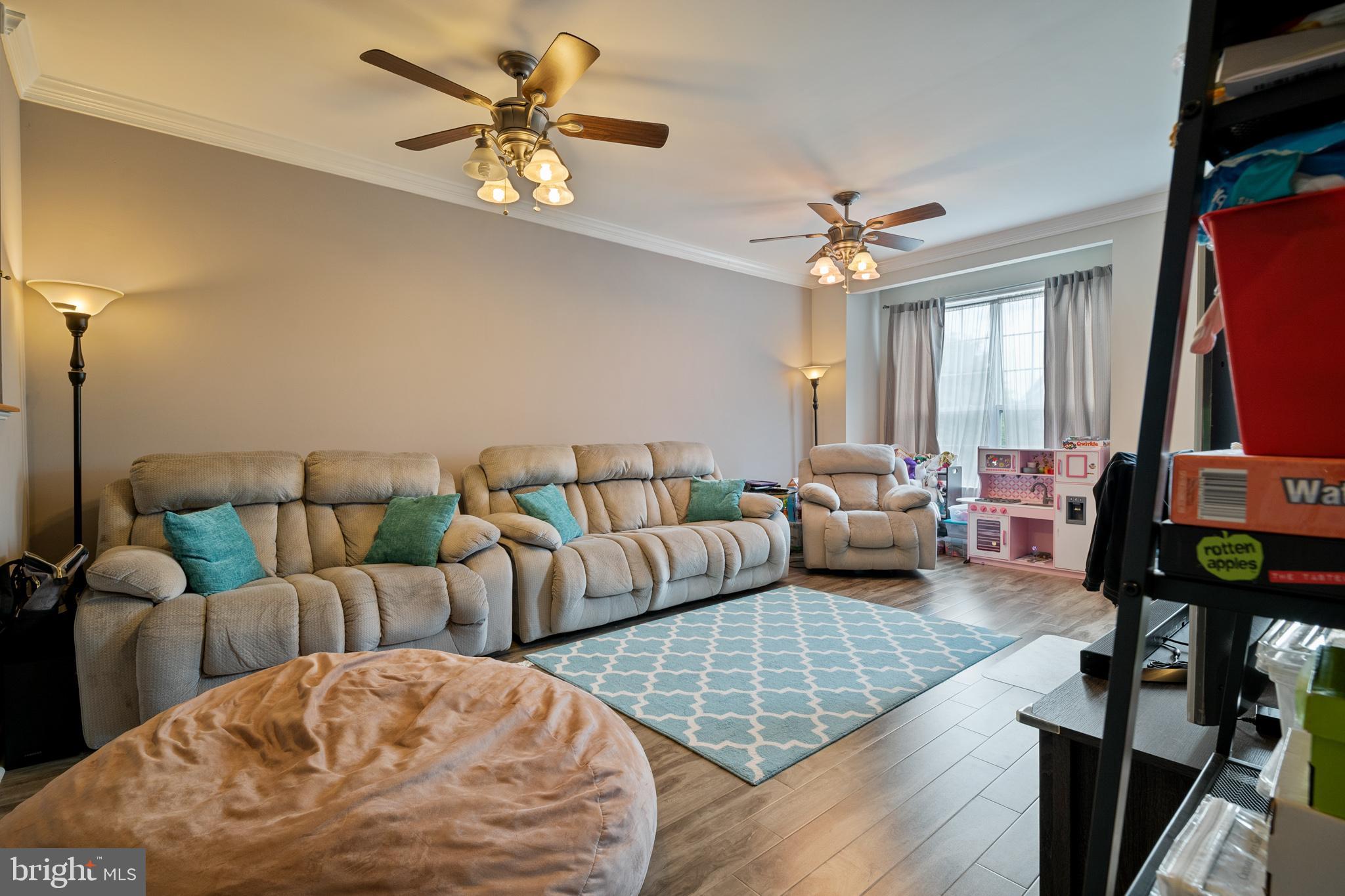 DALE CITY - Residential