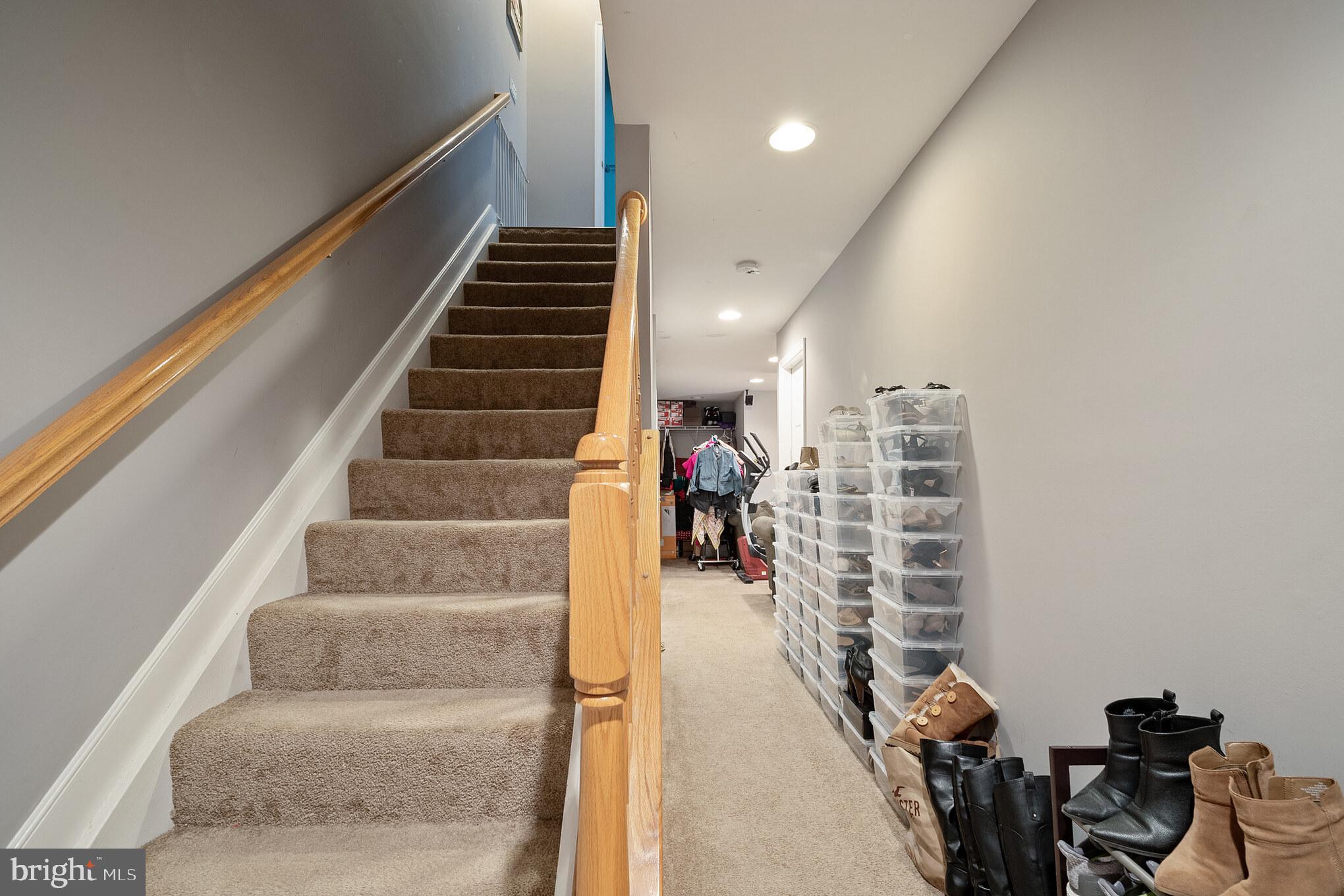 DALE CITY - Residential