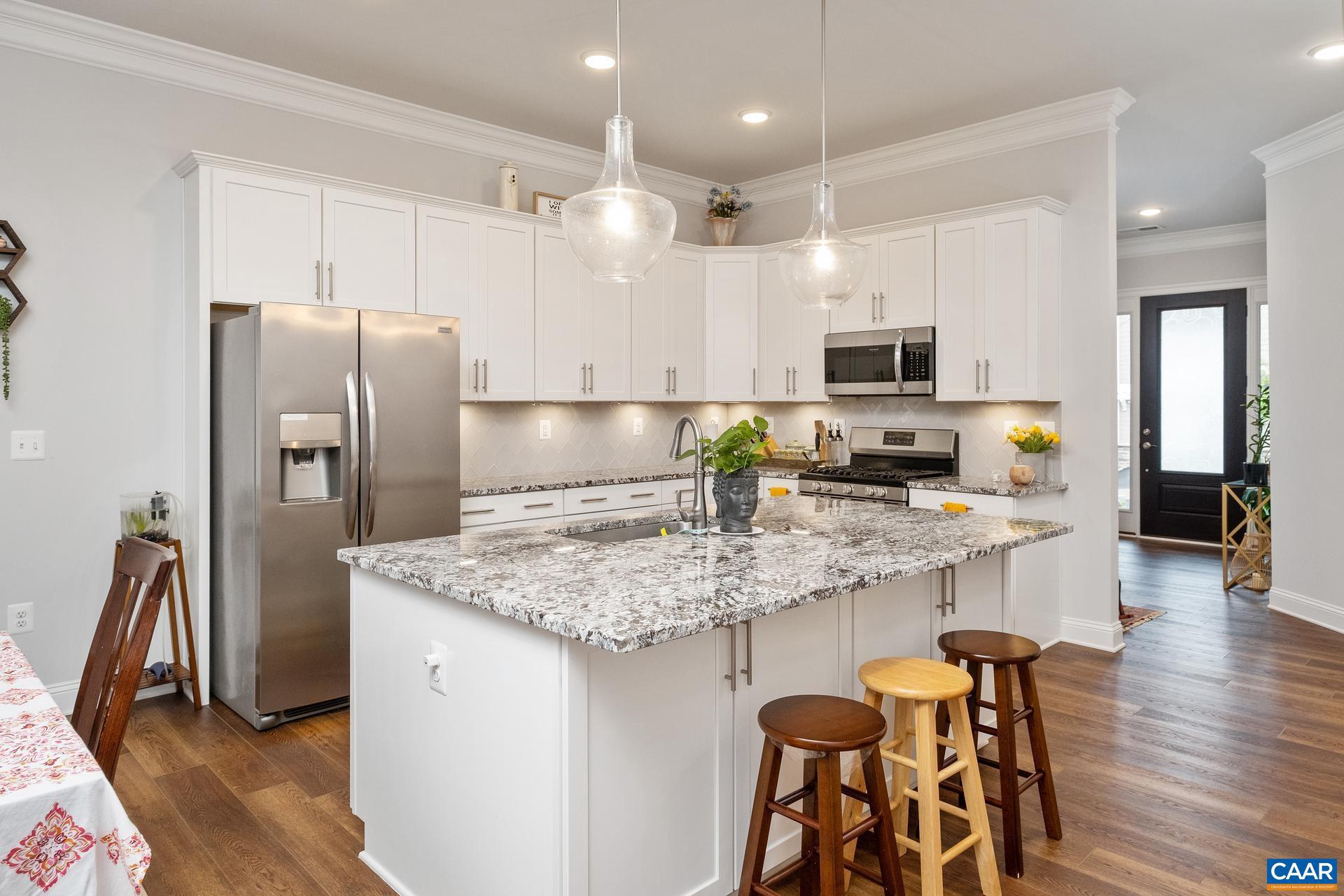 AVINITY - Residential Lease