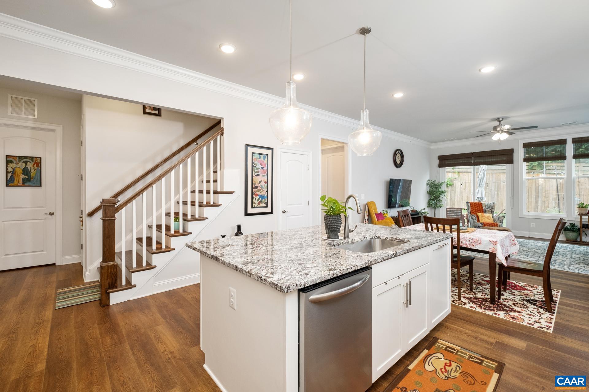 AVINITY - Residential Lease