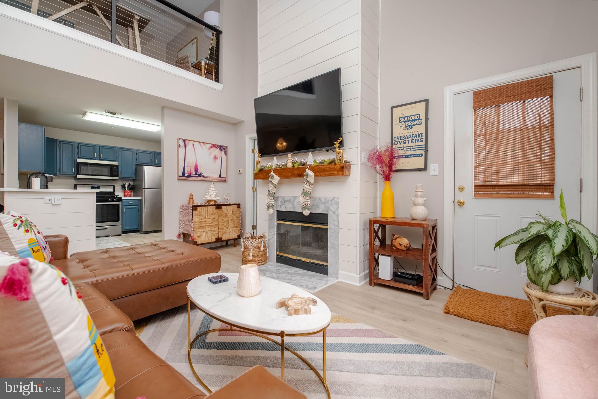 FALLS GABLE - Residential