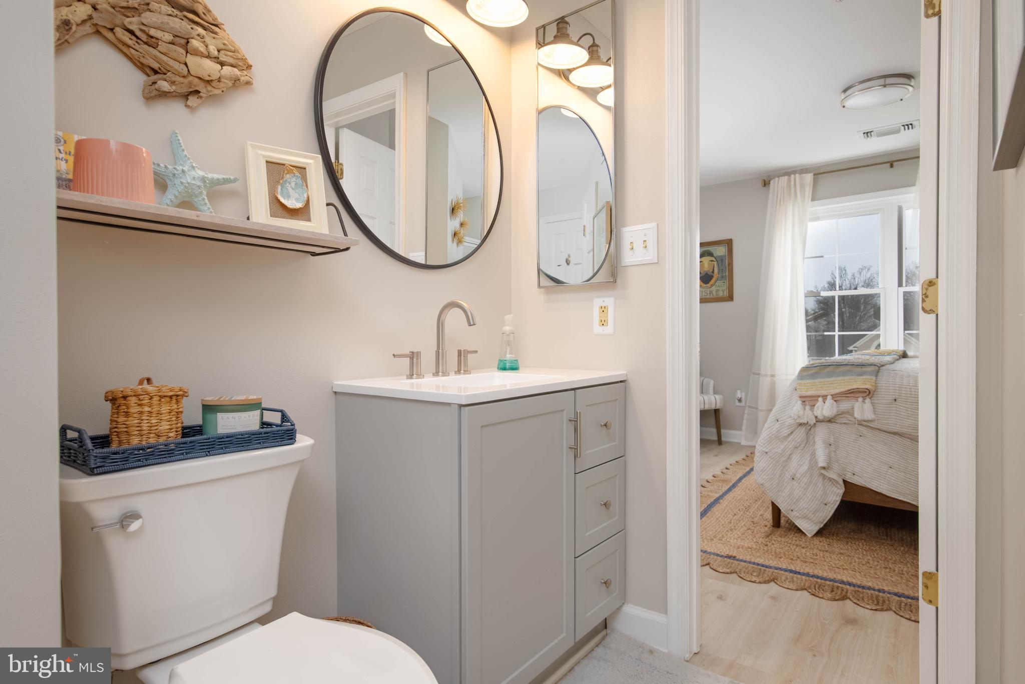 FALLS GABLE - Residential