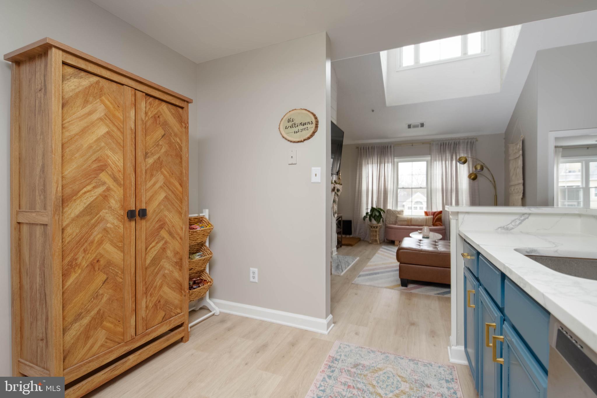 FALLS GABLE - Residential