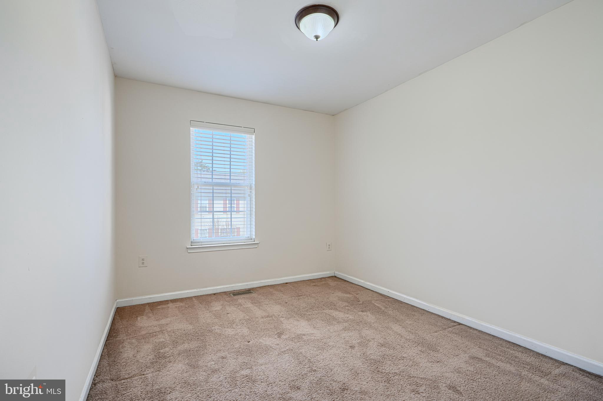 THOMPSON ESTATES - Residential