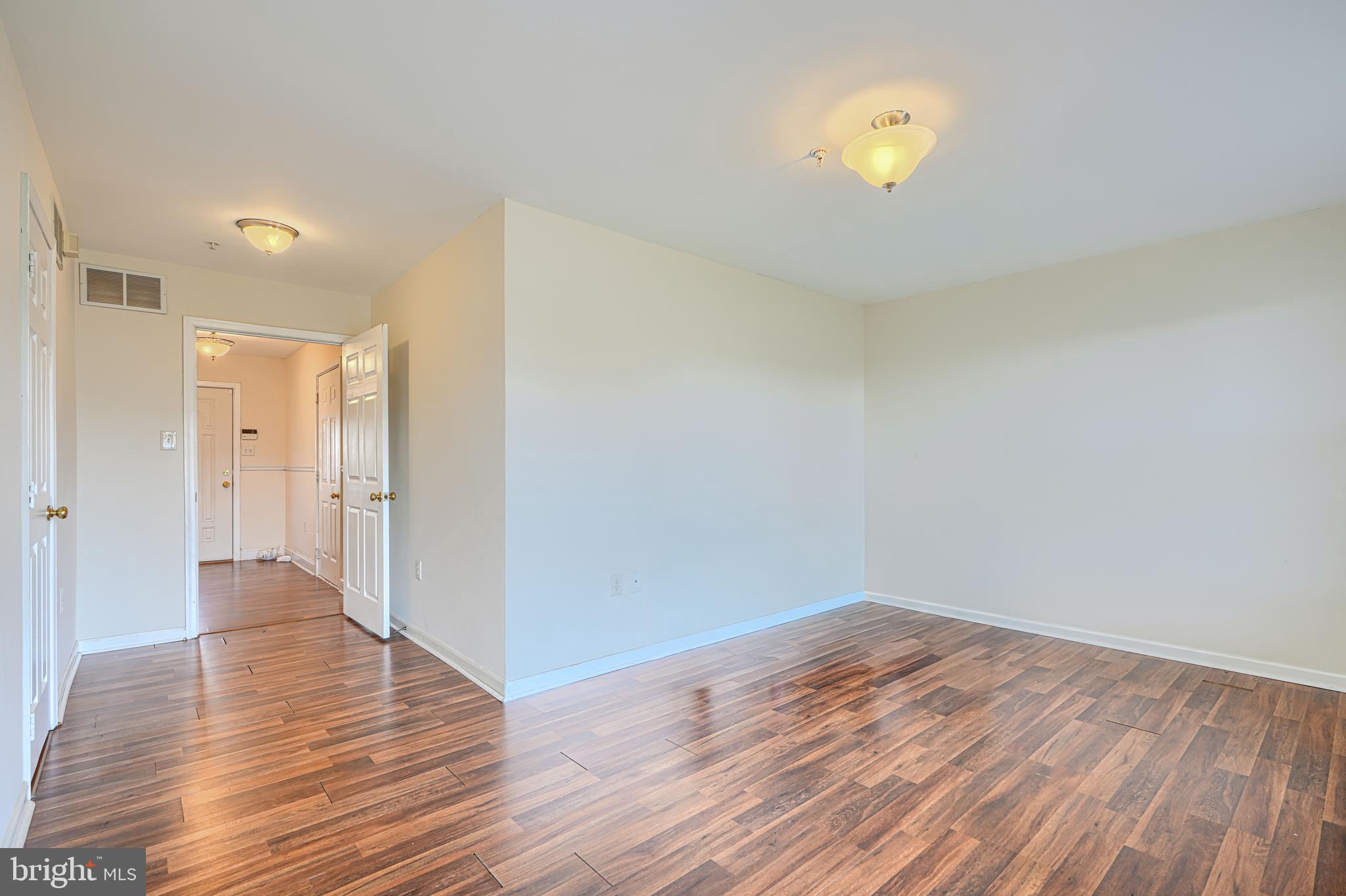 THOMPSON ESTATES - Residential